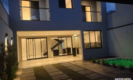Casa assobradada com 3 dormitórios no bairro Primo Meneghetti II em Franca/SP
