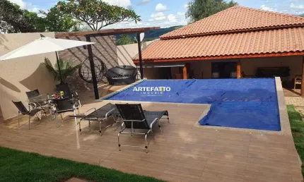 Chácara à Venda – 2.500 m² | 250 m² Construídos | Próximo ao Bairro Zanetti