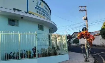 Salão comercial de 110m² no bairro Vila Totoli em Franca/SP