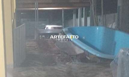 Sitio &amp; chácara  Com 750m²-3- Dorm-Churrasqueira-forno de pizza-fogão a lenha