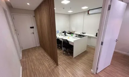 Maravilhosa Sala Comercial – 45m² | Totalmente Mobiliada e Pronta para Uso