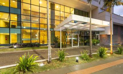 Casa com 3 quartos à venda na Rua Prefeito Hugo Cabral, Centro, Londrina