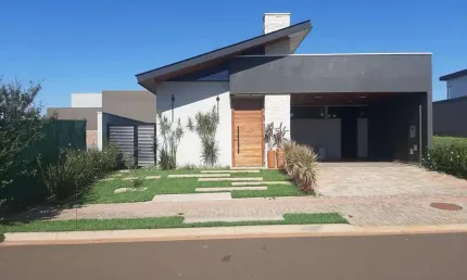 Casa com 3 quartos à venda no Centro, Cambé 