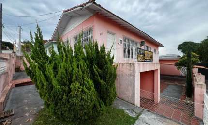À venda | 5 quartos, 209m² e 4 vagas de garagem - Jardim Atlântico, Florianópolis.