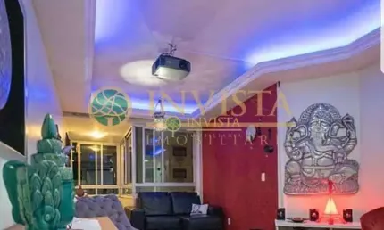 À venda no centro de florianópolis! apartamento com 3 quartos, 2 suítes e 1 vaga de garagem.