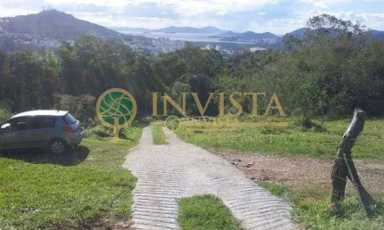 À venda |  Terreno com 5.560 m² - Pantanal, em Florianópolis.