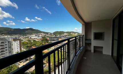 À venda | 98 m², sacada com churrasqueira, 3 quartos e 1 vaga de garagem - Saco Grande, em Florianópolis.