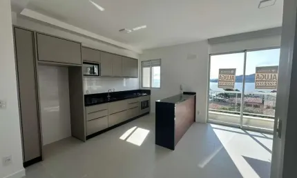 Studio com 1 vaga e vista mar à venda no joão paulo.