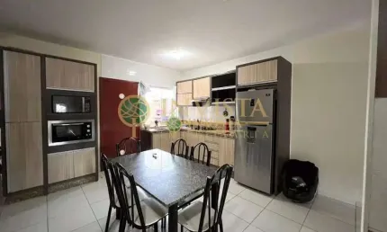 À venda | casa com 2 quartos no bairro forquilhas - são josé/sc