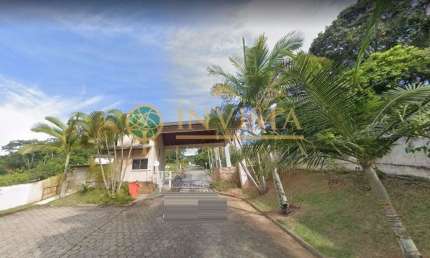 Terreno em condomínio fechado com 794m² localizado no  Córrego Grande próximo a UFSC.