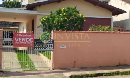 À venda | casa com churrasqueira, edícula e 3 quartos - jardim atlântico, florianópolis.