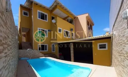 À venda | 300 m², 5 quartos, piscina e 2 vagas de garagem - Jardim Atlântico, em Florianópolis.
