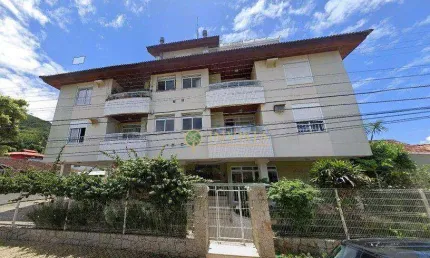 Sacada com churrasqueira, 3 quartos e 1 vaga - à venda na lagoa da conceição.
