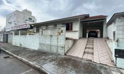 À venda | Casa com Viabilidade para 14 Pavimentos - Jardim Atlântico.