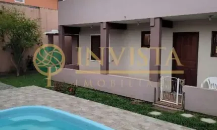 Casa com piscina privativa - À venda no Rio Tavares!
