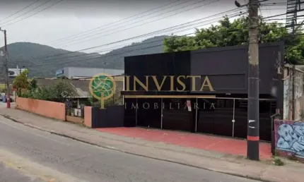 Na geral do rio tavares, galpão comercial de 380m² com rentabilidade mensal
