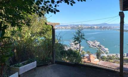 À venda | Vista Mar permanente, churrasqueira e 4 quartos - José Mendes, em Florianópolis.