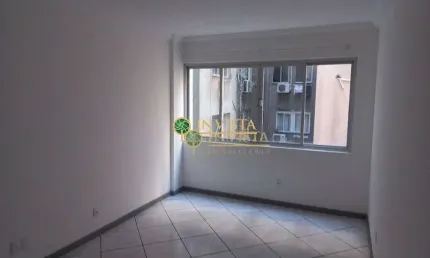 À venda | localizado no centro da cidade, 3 quartos e 78 m².