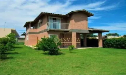 À venda | 200 m², condomínio fechado, 4 quartos e 2 vagas - rio vermelho, em florianópolis.