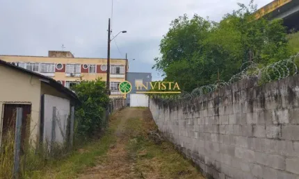 Terreno de 490m² no centro - á venda em florianópolis