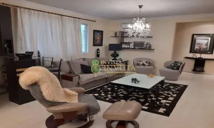 À venda | 149 m², Dependência de empregada, 3 quartos e 1 vaga de garagem - Próximo ao Colégio Catarinense, no Centro, em Florianópolis.