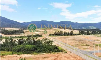 Terreno localizado no loteamento nova governador celso ramos.