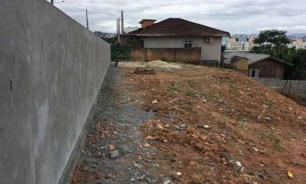 À venda | Terreno com 739 m² - Bela Vista, em Palhoça.