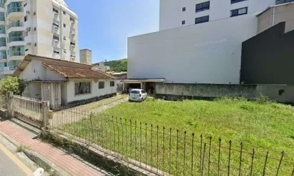 Terreno comercial à venda na Rua José Brognoli, 88, Saco dos Limões, Florianópolis