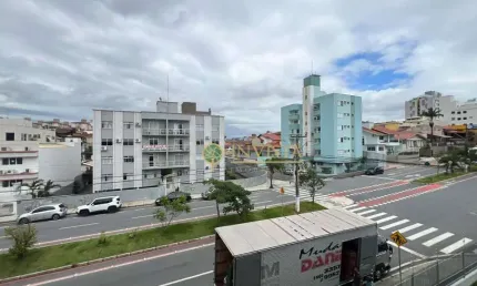 À venda | Próximo ao Supermercados Angeloni, 3 quartos, vista livre e 1 vaga de Garagem - Capoeiras, em Florianopolis.