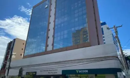 Sala comercial à venda no Estreito em Florianópolis.