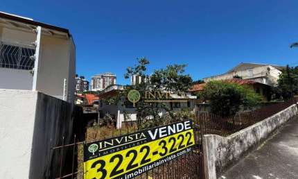 Terreno financiável com viabilidade para construção no Estreito - Á venda em Florianópolis