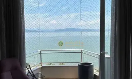 Apto na Beira Mar com 2 suítes, andar alto, vista mar e 1 vaga à venda próximo ao Beira Mar Shopping em Florianópolis.