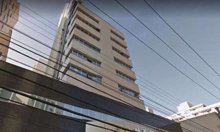Sala comercial em andar alto, com 1 vaga no Centro - Á venda em Florianópolis