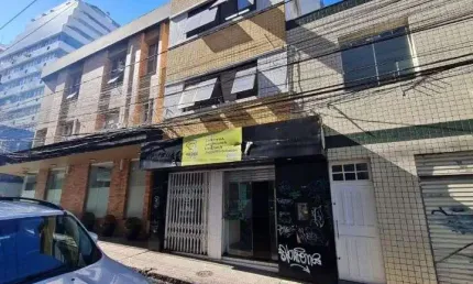 Prédio comercial para locação no Centro de Florianópolis.
