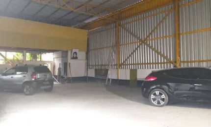 Galpão comercial para locação no bairro Rio Tavares.