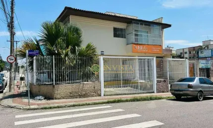 Casa comercial á venda no bairro campinas em florianópolis