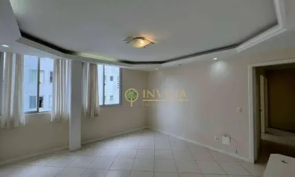 À venda | Semi mobiliado, 3 quartos, sendo 1 suíte e 1 vaga no Centro - Á venda em Florianópolis