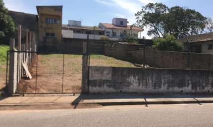 Terreno plano com 360m², todo murado no bairro Jardim Atlântico - Locação em Florianópolis