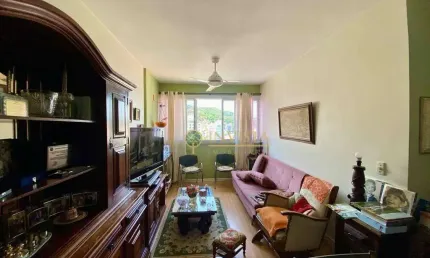 À venda | 92 m², 3 quartos, Vista Mar e 1 vaga - Av. Hercílio Luz, em Florianópolis.