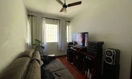 2 quartos, próx. ao Shopping Itaguaçu -À venda em São José