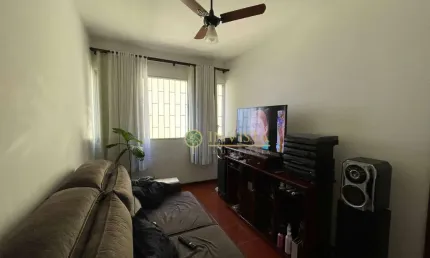 2 quartos, próx. ao Shopping Itaguaçu -À venda em São José