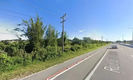 À venda | Terreno com 19.880m² - Canasvieiras, em Florianópolis.