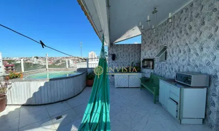 Triplex com terraço privativo, hidromassagem e 3 quartos à venda no jardim atlântico.