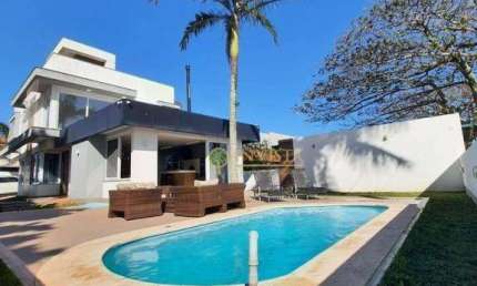 À venda | 200 m², Alto padrão, frente Mar com piscina privativa e 3 suítes -  Jardim Atlântico, próximo ao Super A, em Florianópolis.