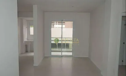 Sacada com churrasqueira, 2 quartos e 1 vaga à venda próximo ao centro histórico de são josé.