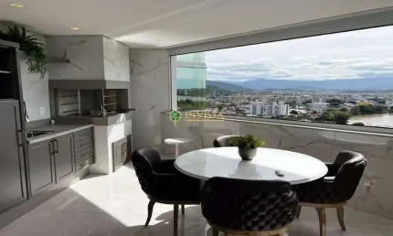 Alto padrão, Andar alto, decorado, ao lado da Marina Pier 33 em Biguaçu - À venda!