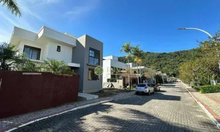 À venda | casa em condomínio fechado de alto padrão com 4 suítes - cachoeira do bom jesus - florianópolis.