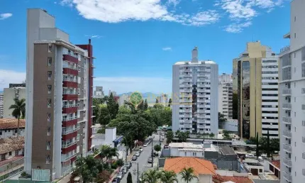 À venda | novo, 3 suítes , 152 m² e 3 vagas de garagem + hobby box - centro, em florianópolis.