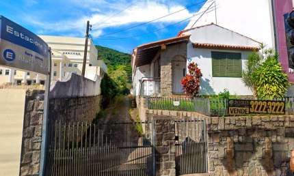 À venda | Terreno com 11.144m² - Próximo a Igreja Universal, no Centro de Florianópolis.