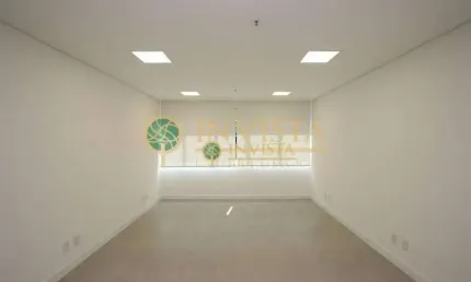 À venda | sala comercial com 34 m² - square corpote, em florianópolis.